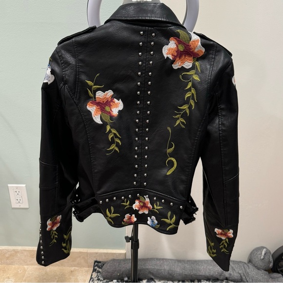 GUC Size M Bollrllr Black Embroidered Studded Leather Street Riding PU Jacket - Picture 2 of 16